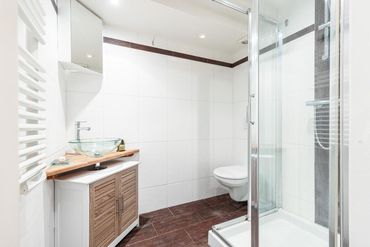 Ferienwohnung Atypical Cozy 1 Bdr Old Town Nizza Exterior foto