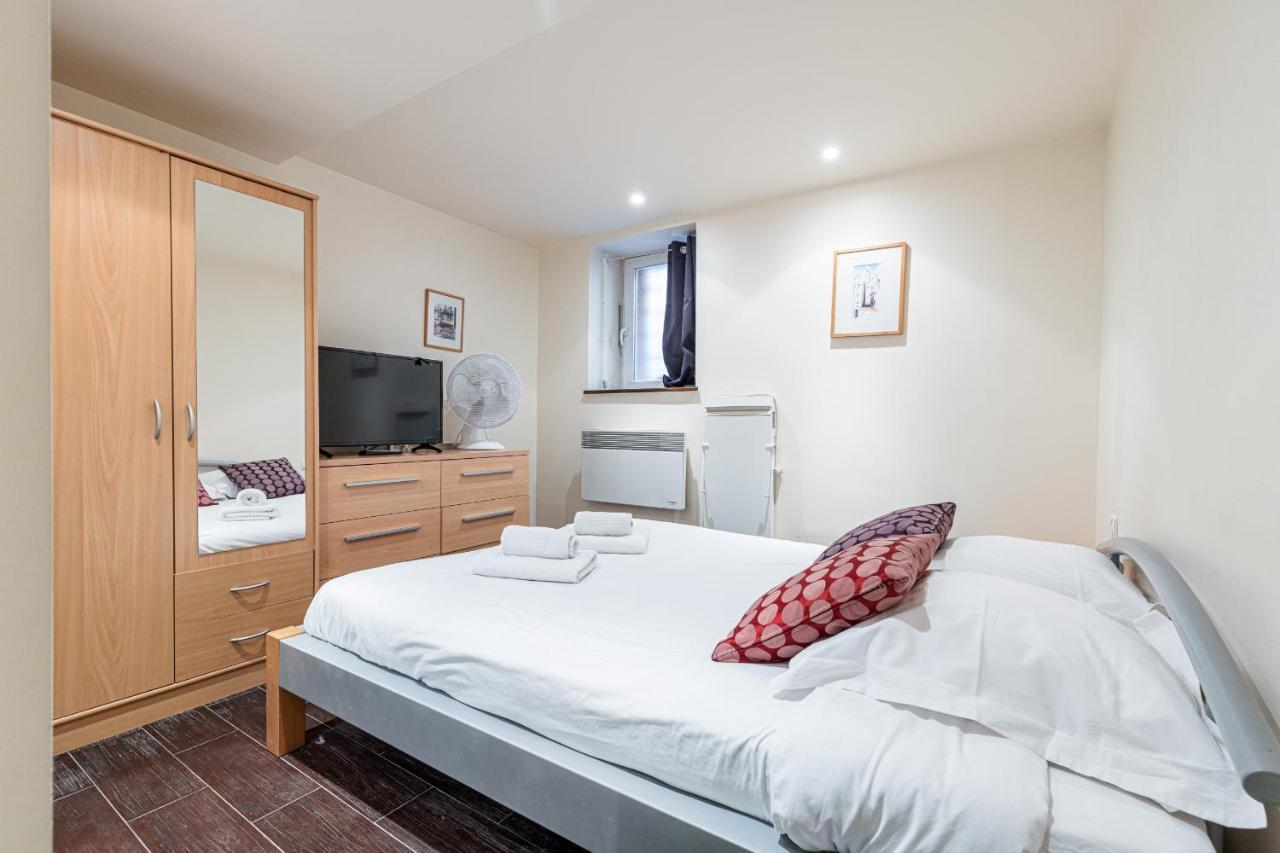 Ferienwohnung Atypical Cozy 1 Bdr Old Town Nizza Exterior foto